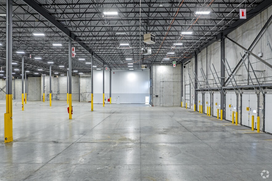 More Photos Of 8350 Lawson Rd, Milton Warehouse For Lease