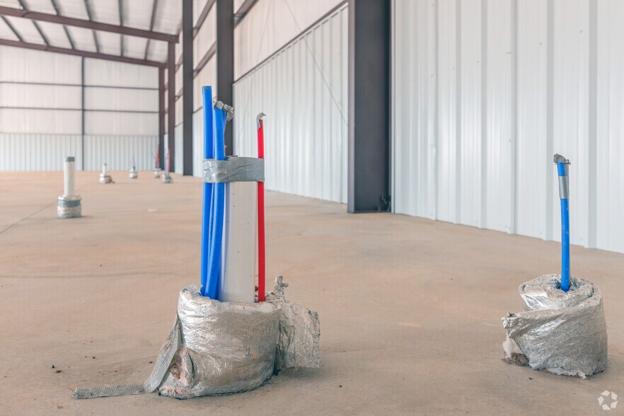 More Photos Of 11571 Blacksand Dr, Edmond Unknown For Lease