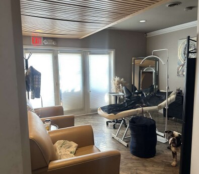 More Photos Of 1811 W Silver Spring Dr, Glendale Office For Lease