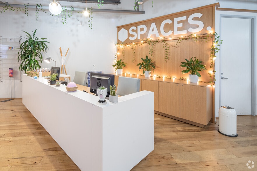 More Photos Of 145 S Fairfax Ave, Los Angeles Coworking Space