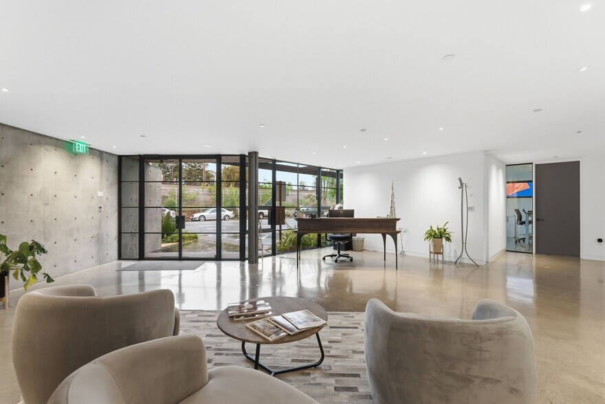More Photos Of 1401 Old County Rd, San Carlos Manufacturing For Sale