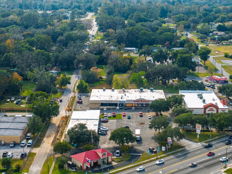 More Photos Of 5810-5840 SE Abshier Blvd, Belleview Storefront For Sale