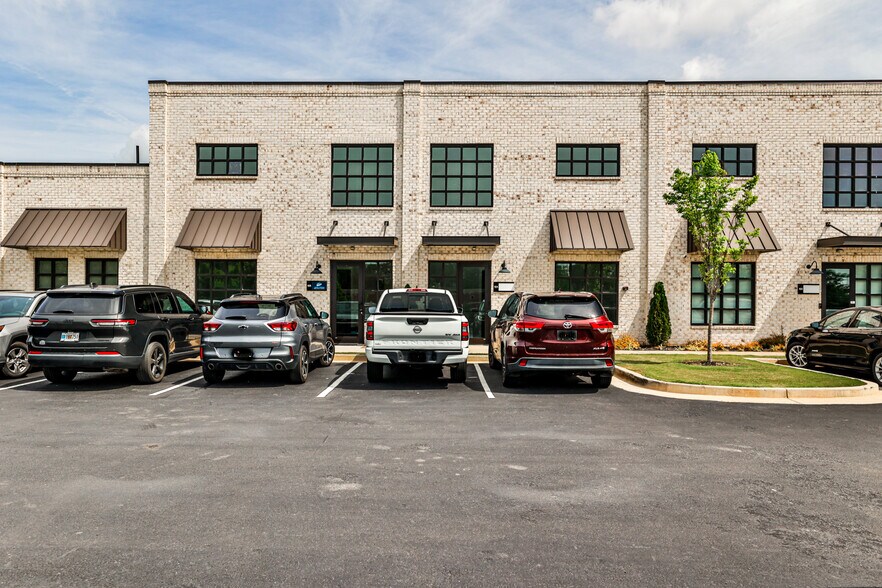 More Photos Of 1740 Grassland Pky, Alpharetta Office For Sale