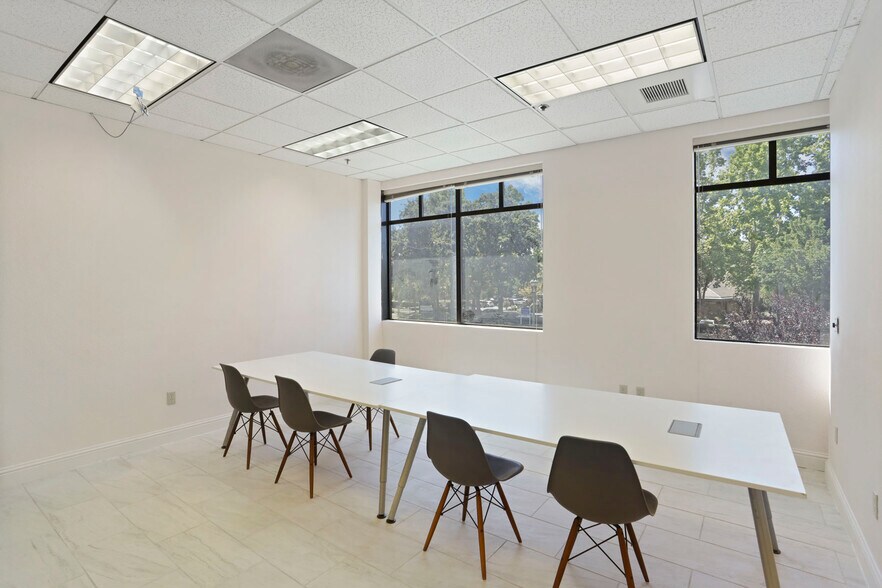 More Photos Of 3133 W March Ln, Stockton Medical For Lease