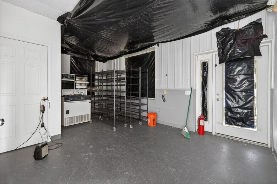 More Photos Of 8 State Route 31, Jordan Storefront Retail Office For Sale