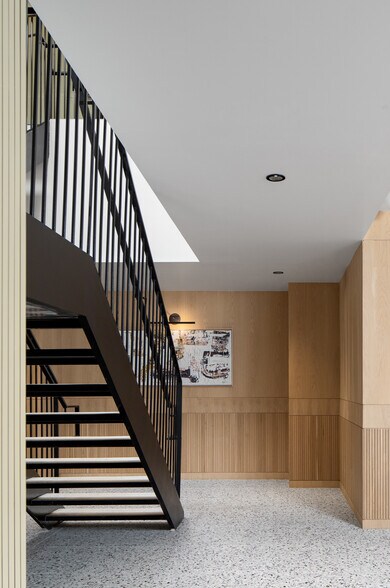 More Photos Of 3334 Richmond Ave, Houston Office For Sale