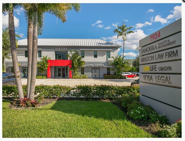 More Photos Of 2924 Davie Rd, Davie Office For Lease