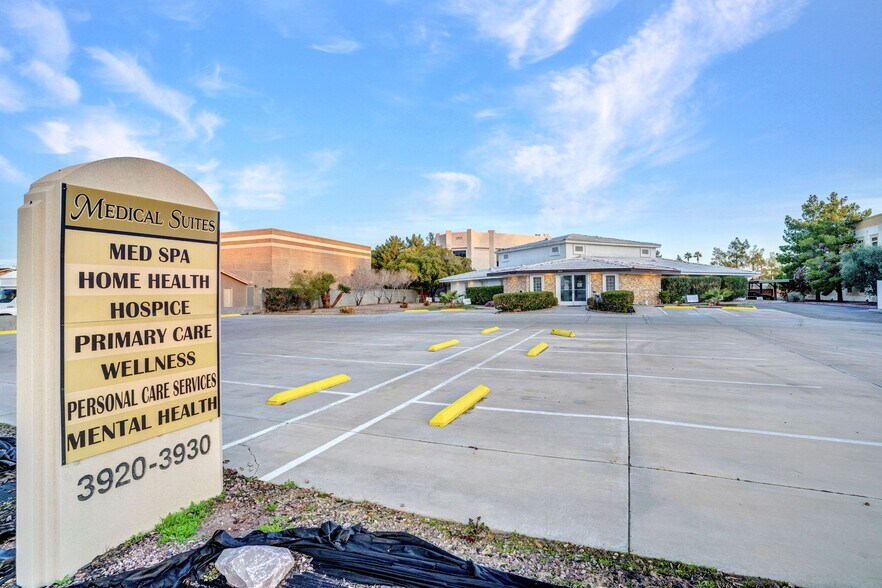 More Photos Of 3920-3930 E Patrick Ln, Las Vegas Loft Creative Space For Sale