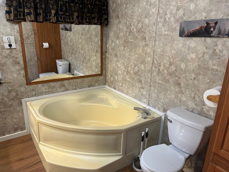 More Photos Of 141 County Road 851, Elizabeth Hotel For Sale