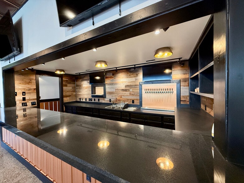 More Photos Of 115 N Mecklenburg Ave, South Hill Restaurant For Sale