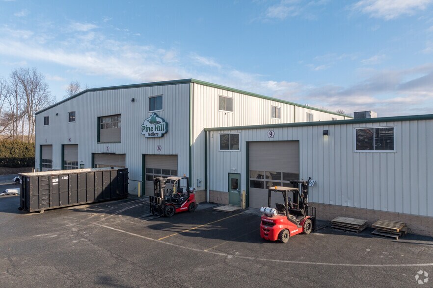 More Photos Of 2969 Lincoln Hwy E, Gordonville Flex For Lease