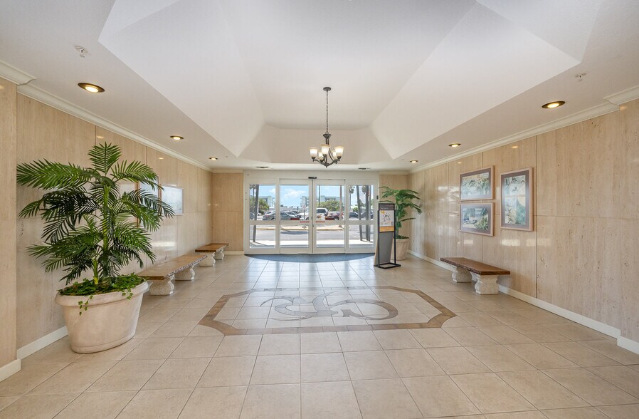 More Photos Of 1980 N Atlantic Ave, Cocoa Beach Medical For Lease
