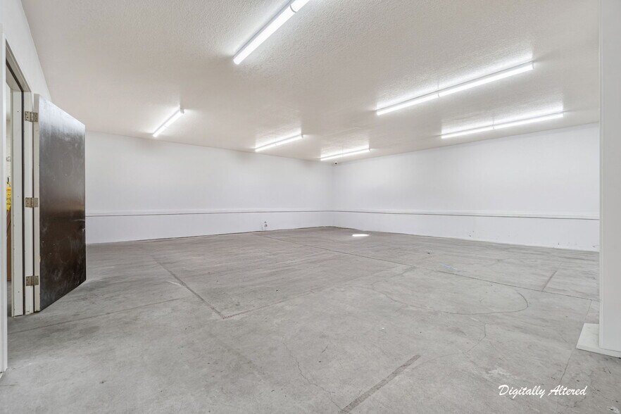 More Photos Of 341 Harris St, Eureka Storefront For Sale