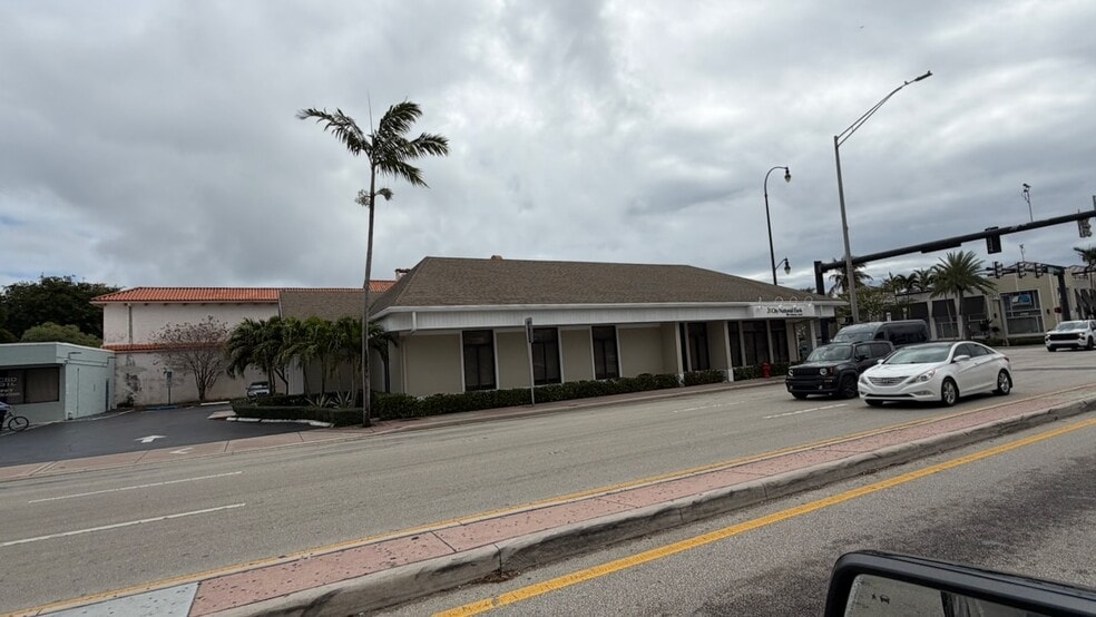 More Photos Of 10 N Federal Hwy, Pompano Beach Freestanding For Lease