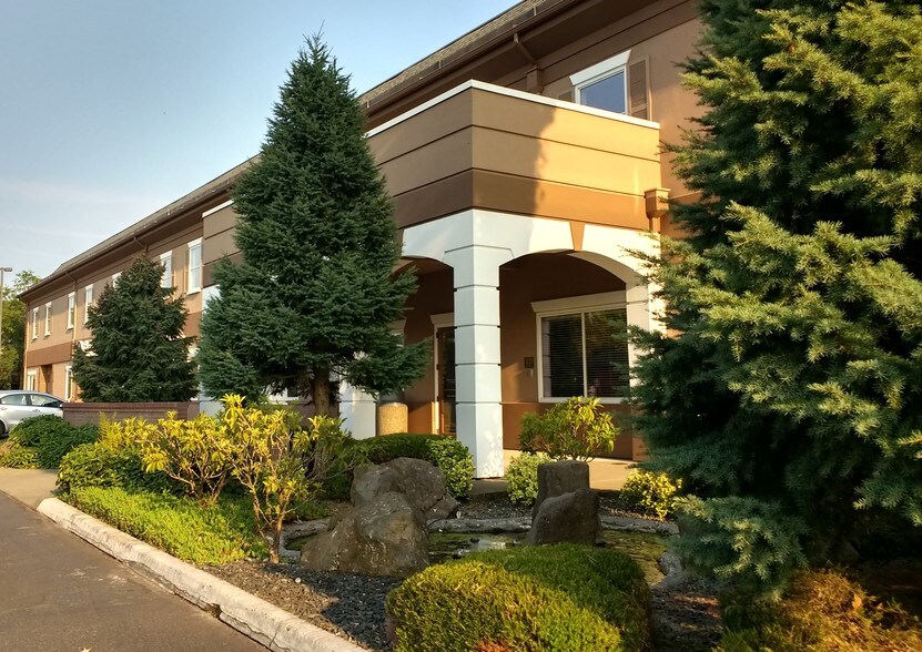 More Photos Of 3906 S 74th St, Tacoma Office For Sale