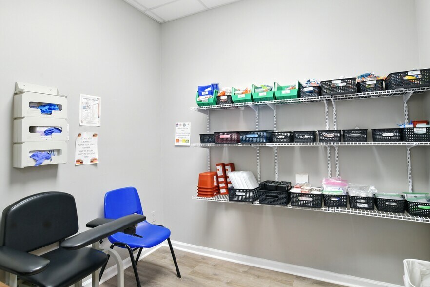 More Photos Of 42 Summer St, Pittsfield Medical For Sale