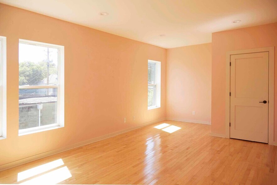 More Photos Of 2119 Prospect St, Indianapolis Loft Creative Space For Lease