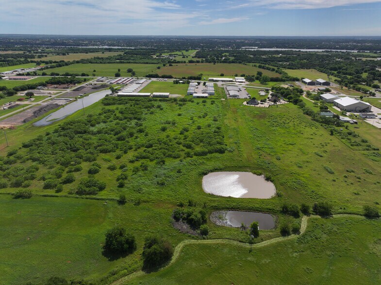 More Photos Of 1312 Weatherford Hwy, Granbury Land For Sale