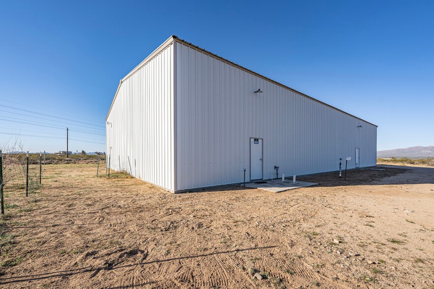 More Photos Of 14690 Cattle Dr, Dolan Springs Industrial For Sale
