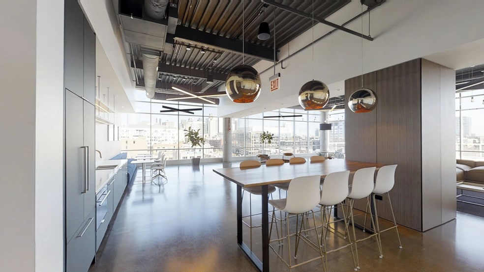 More Photos Of 1201 W Lake St, Chicago General Retail For Lease