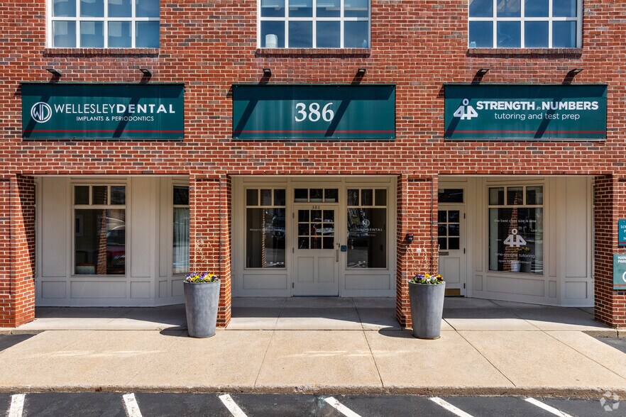 More Photos Of 386 Washington St, Wellesley General Retail For Sale