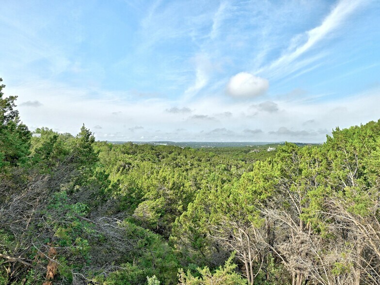 More Photos Of 610 Crystal Creek Dr, Austin Specialty For Sale