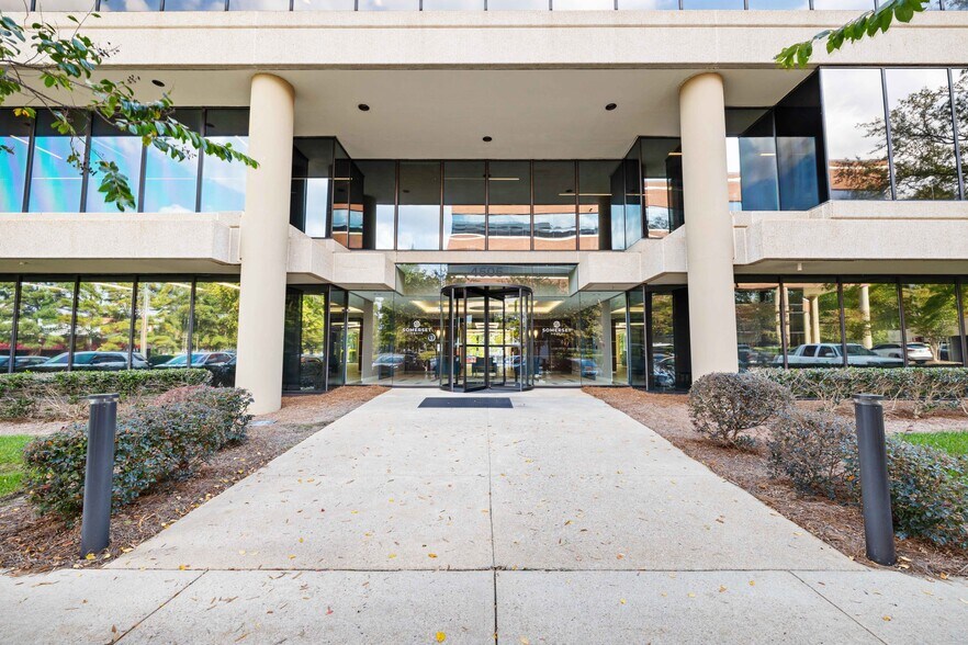 More Photos Of 4515 Falls of Neuse Rd, Raleigh Office For Lease