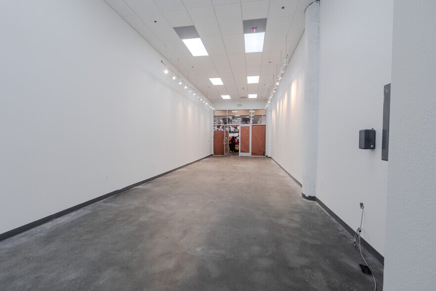 More Photos Of 750 S Oxford Ave, Los Angeles Apartments For Lease