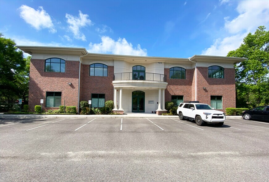 More Photos Of 1124 Park West Blvd, Mount Pleasant Office For Sale