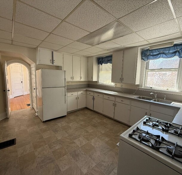 More Photos Of 106 TITICUS RD, North Salem General Retail For Sale