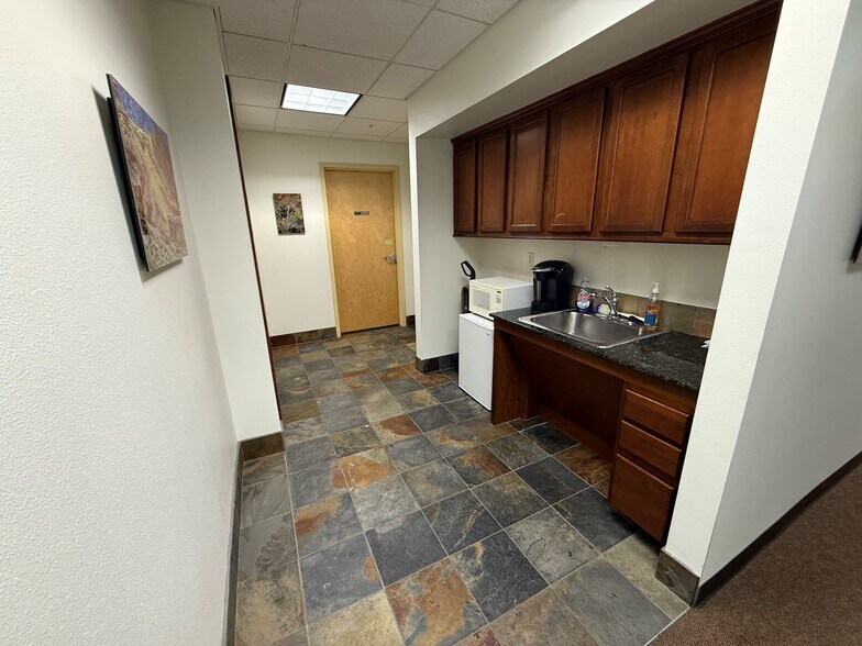 More Photos Of 1133 NW Wall St, Bend Apartments For Lease