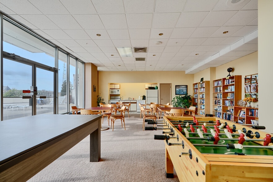 More Photos Of 28 Allegheny Ave, Towson Apartments For Sale