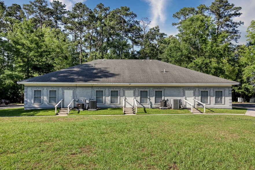 More Photos Of 1481 Dean Forest Rd, Savannah Medical For Lease