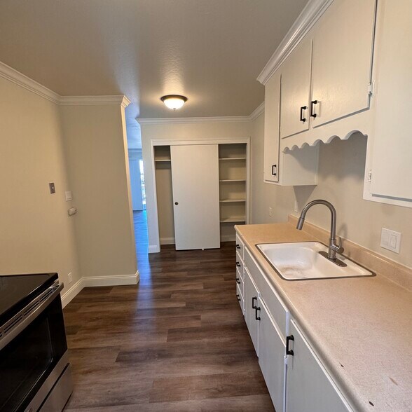 More Photos Of 110 Hilborn Ave, Vallejo Apartments For Sale