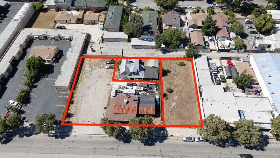 More Photos Of 855 W Holt Ave, Pomona Bar For Sale