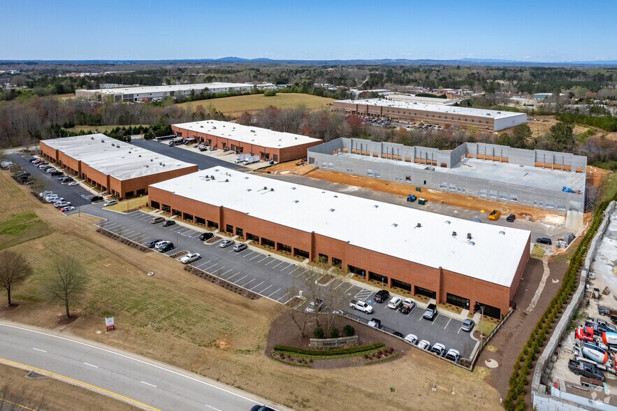 More Photos Of 4042 Enterprise Way, Flowery Branch Warehouse For Lease