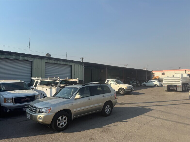 More Photos Of 521 E D St, Wilmington Warehouse For Sale