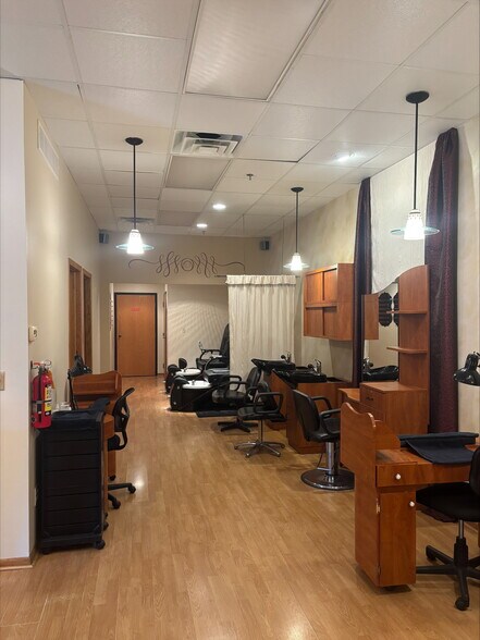 More Photos Of 2675-2751 S Calhoun Rd, New Berlin General Retail For Sale