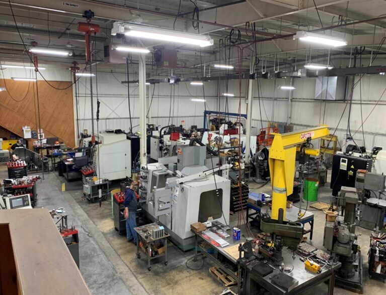 More Photos Of 2143 County Rd, Grafton Warehouse For Lease