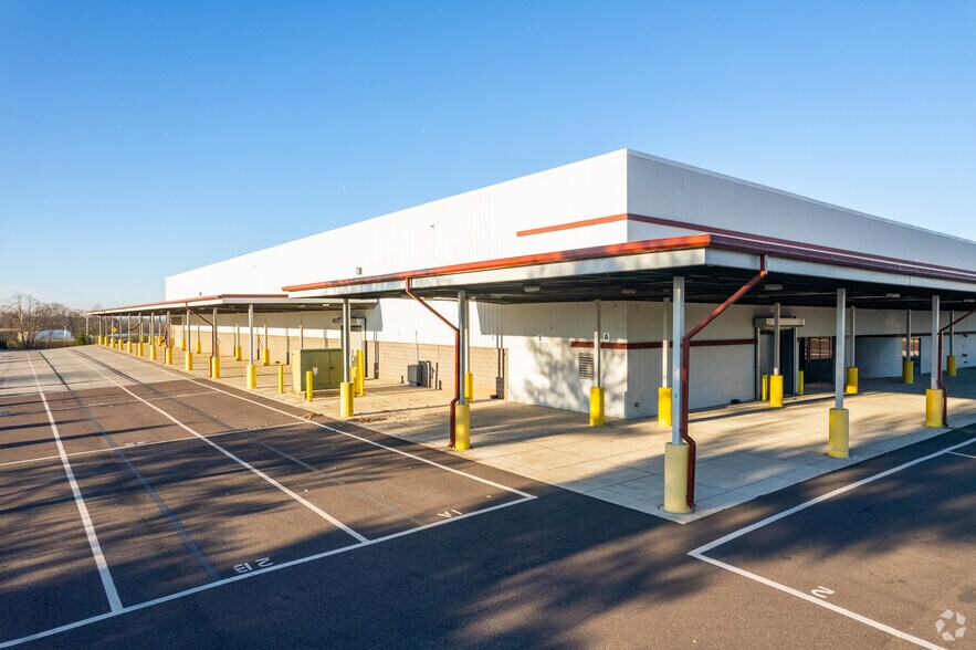 Primary Photo Of 2001 Gehman Rd, Harleysville Manufacturing For Lease