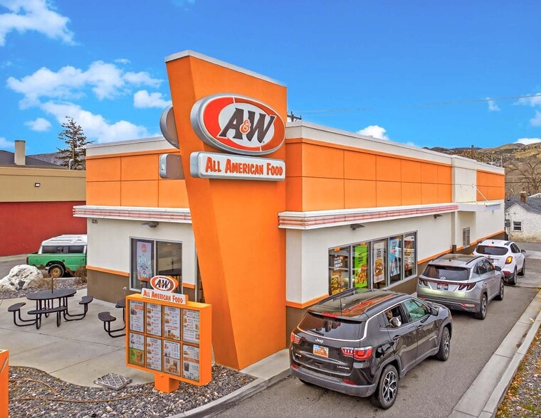 Primary Photo Of 1335 N Arthur Ave, Pocatello Restaurant For Sale