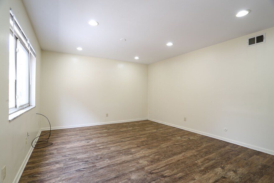 More Photos Of , Columbus Multifamily For Sale