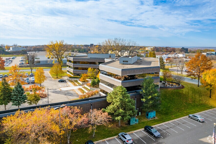 More Photos Of 1295 Northland Dr, Mendota Heights Medical For Lease