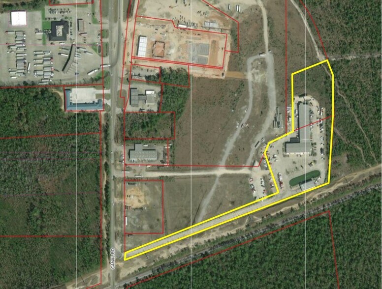 More Photos Of 9140 Canal Rd, Gulfport Light Distribution For Sale