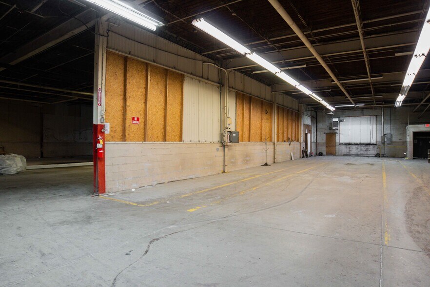 More Photos Of 521 S Market St, Galion Manufacturing For Sale