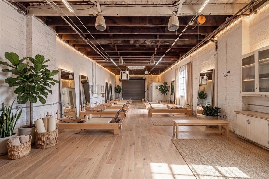 More Photos Of 51 Coffey St, Brooklyn Warehouse For Lease
