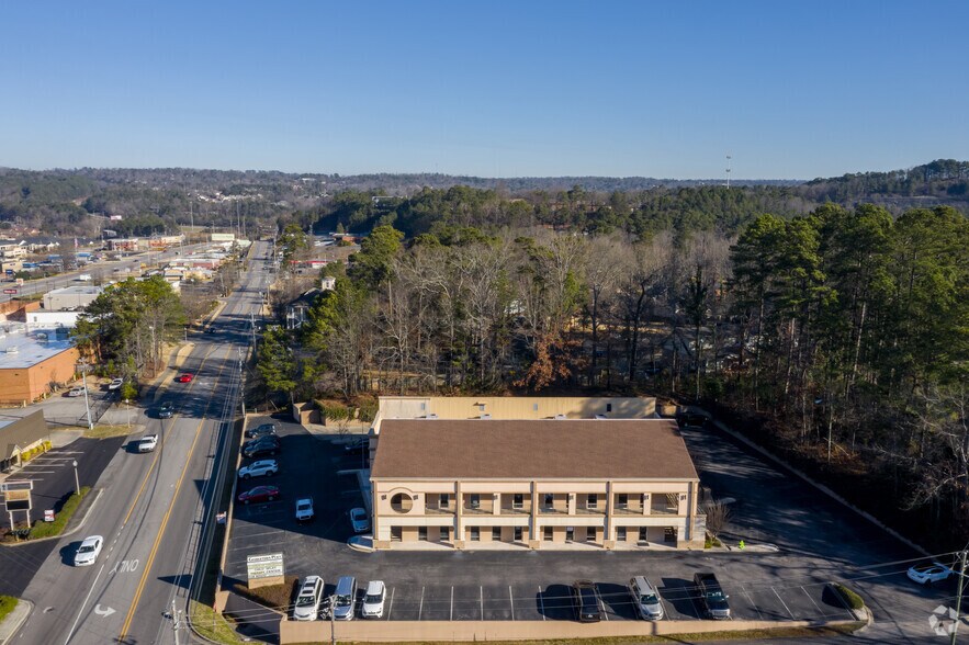 More Photos Of 3057 Lorna Rd, Birmingham Office For Lease
