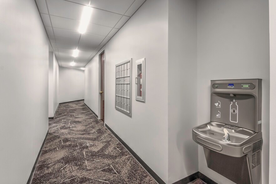 More Photos Of 5550 77 Center Dr, Charlotte Office For Lease