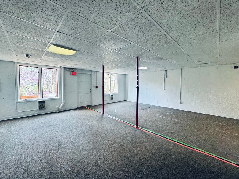 More Photos Of 2800 Hill St, Lynchburg Storefront Retail Office For Sale