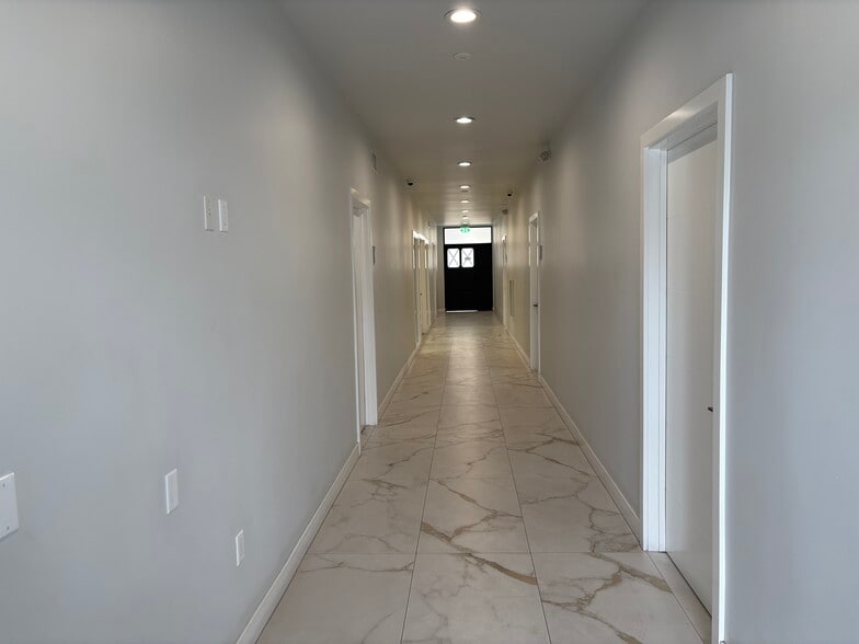 More Photos Of 111 S Garfield Ave, Montebello Medical For Lease